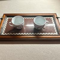 Elegante vassoio vintage in legno