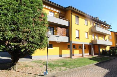 4 LOCALI A CADELBOSCO DI SOPRA