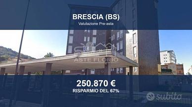 Immobile in asta di 1893 m² a Brescia