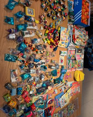 Collezione sorprese merendine kinder