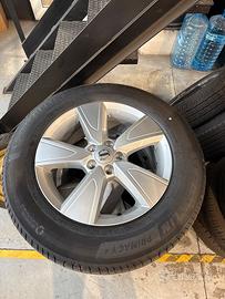 Cerchi più gomme Volvo XC40