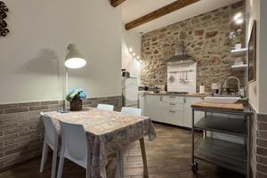 MONOLOCALE A TORRI DEL BENACO