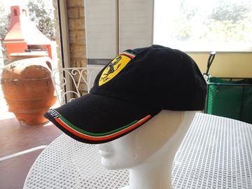 Berretto Ferrari Team - Prodotto ufficiale
