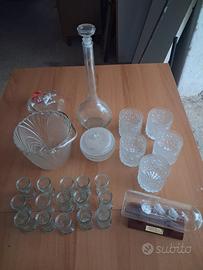 set di bicchieri in vetro