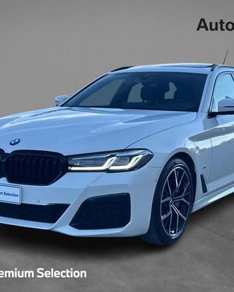 BMW Serie 5 530d Touring mhev 48V xdrive Msport au