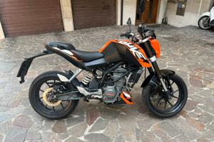 Ktm duke 125