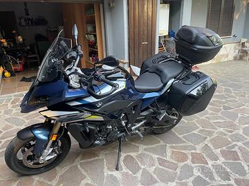 BMW S1000XR