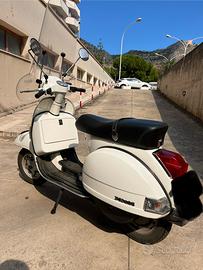 Vespa PX 125 2011