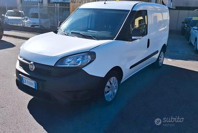 Fiat Doblo Doblò 1.6 MJT 105CV S&S PC-TN Cargo Bus