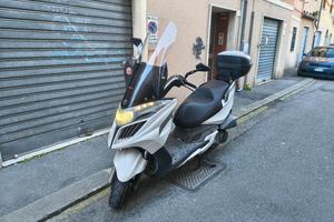 Kymco GDink 300