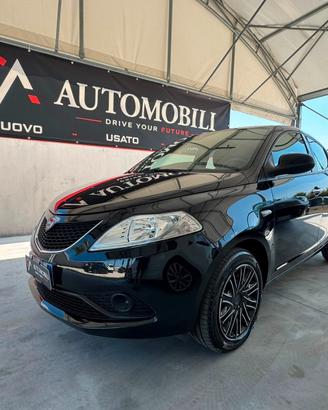 Lancia Ypsilon 1.2 69 CV 5 porte S&S Gold