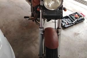 moto custom