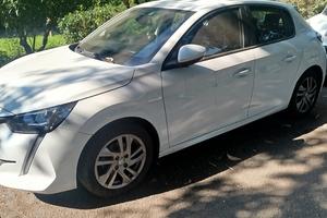 Peugeot 208 75CV