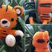 Tigrotta portachiavi amigurumi