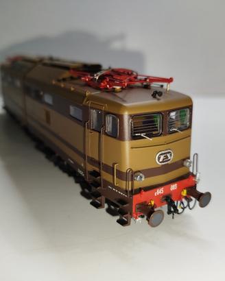Rivarossi HR2872 - Locomotiva FS E.645.083
