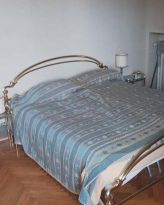 Letto matrimoniale in ottone