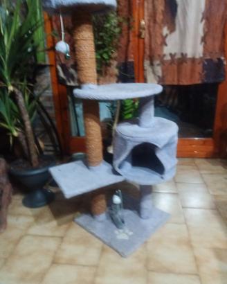 tira graffi per gatto a castello