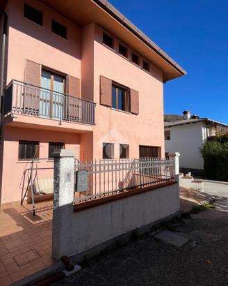 CASA INDIPENDENTE A LUSEVERA