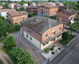 Villa Bifamiliare