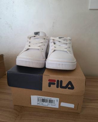 Scarpe Fila bambina  numero 22