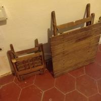 Piacevole sedia pieghevole e tavolo