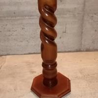 Colonna torciglione in legno