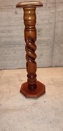 Colonna torciglione in legno