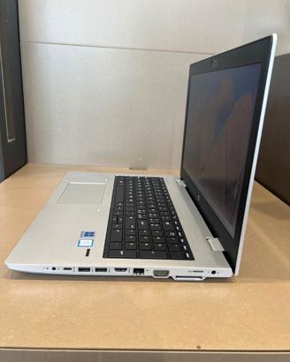 Dell Latitude 3520 – Ricondizionato Grado A