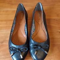 Ballerine GEOX in pelle nera N. 36