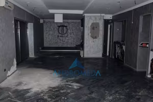 Immobile di 180 m² a Torre del Greco