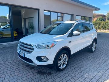 Ford Kuga 2.0 TDCI 150 CV S&S 4WD Titanium
