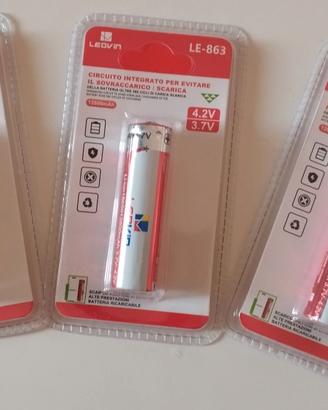 3 batterie ricaricabili litio 3,7-4,2 v. 12800 mAh