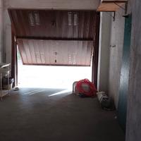 Box, garage solo ad uso autorimessa