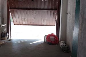 Box, garage solo ad uso autorimessa