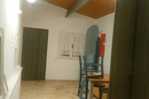 Casa con giardino piano terra