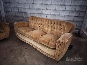Divano e poltrona anni 50 capitonné