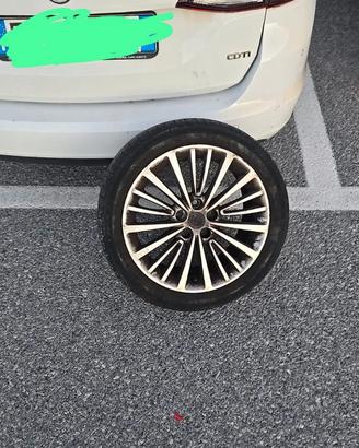 Cerchio opel astra 17 rotto
