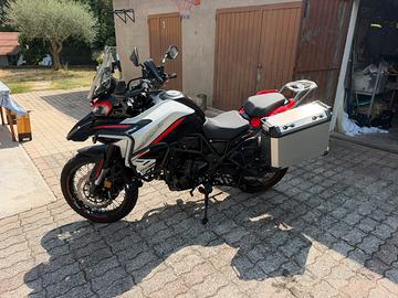 Moto TRK 702 X