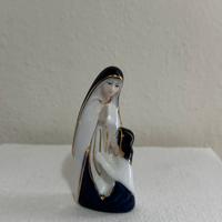 Statua di Nostra Signora di Lourdes