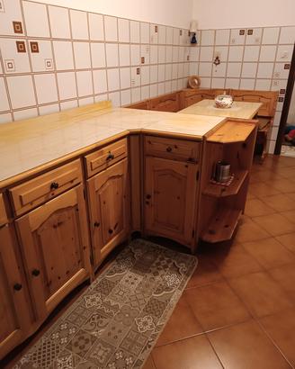 credenza ad angolo legno di pino