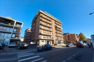 Ampio appartamento trilocale