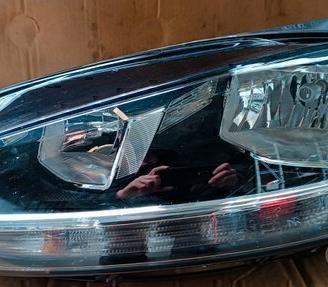 Faro anteriore sinistro Volkswagen Golf 7.5