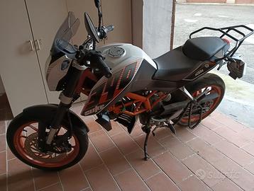 KTM 390 Duke