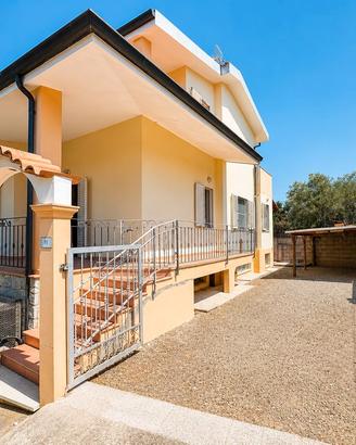 Meravigliosa villa a due passi dal mare