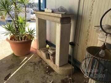 Camino realizzato a mano di pietra naturale