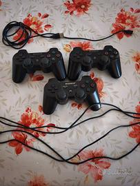 CONSOLLE PS3 + 3 joystick per PS3