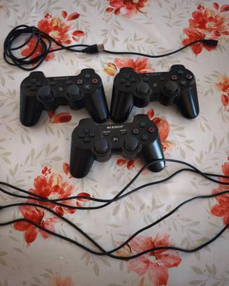 CONSOLLE PS3 + 3 joystick per PS3