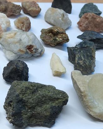 Misto di Minerali e Pietre 