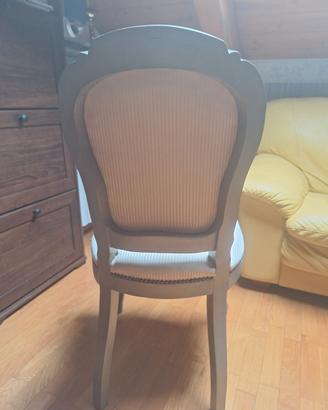 Sedie in legno e tessuto