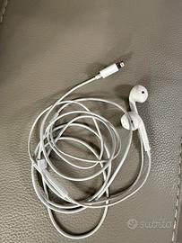 Apple earpods  originali con connettore Lightning